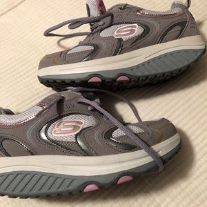 Sketchers shoes